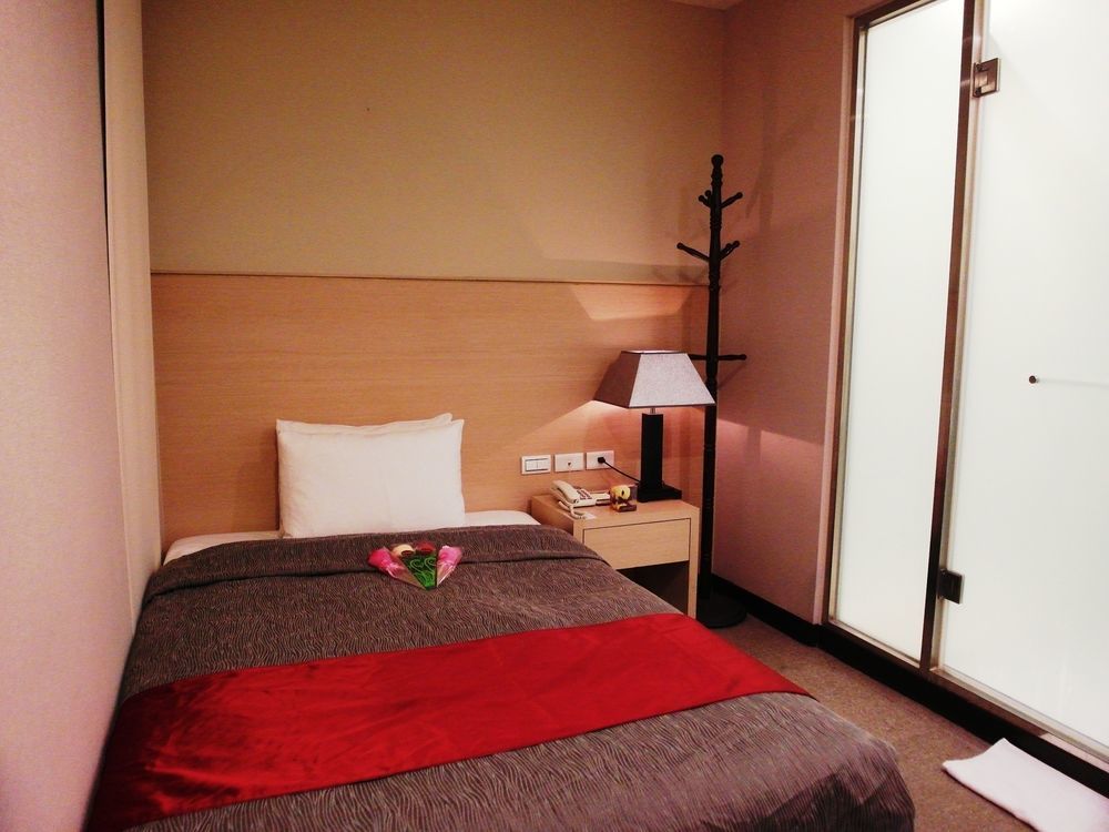 Royal Hotel Taipei Dış mekan fotoğraf