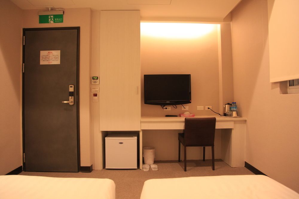 Royal Hotel Taipei Dış mekan fotoğraf