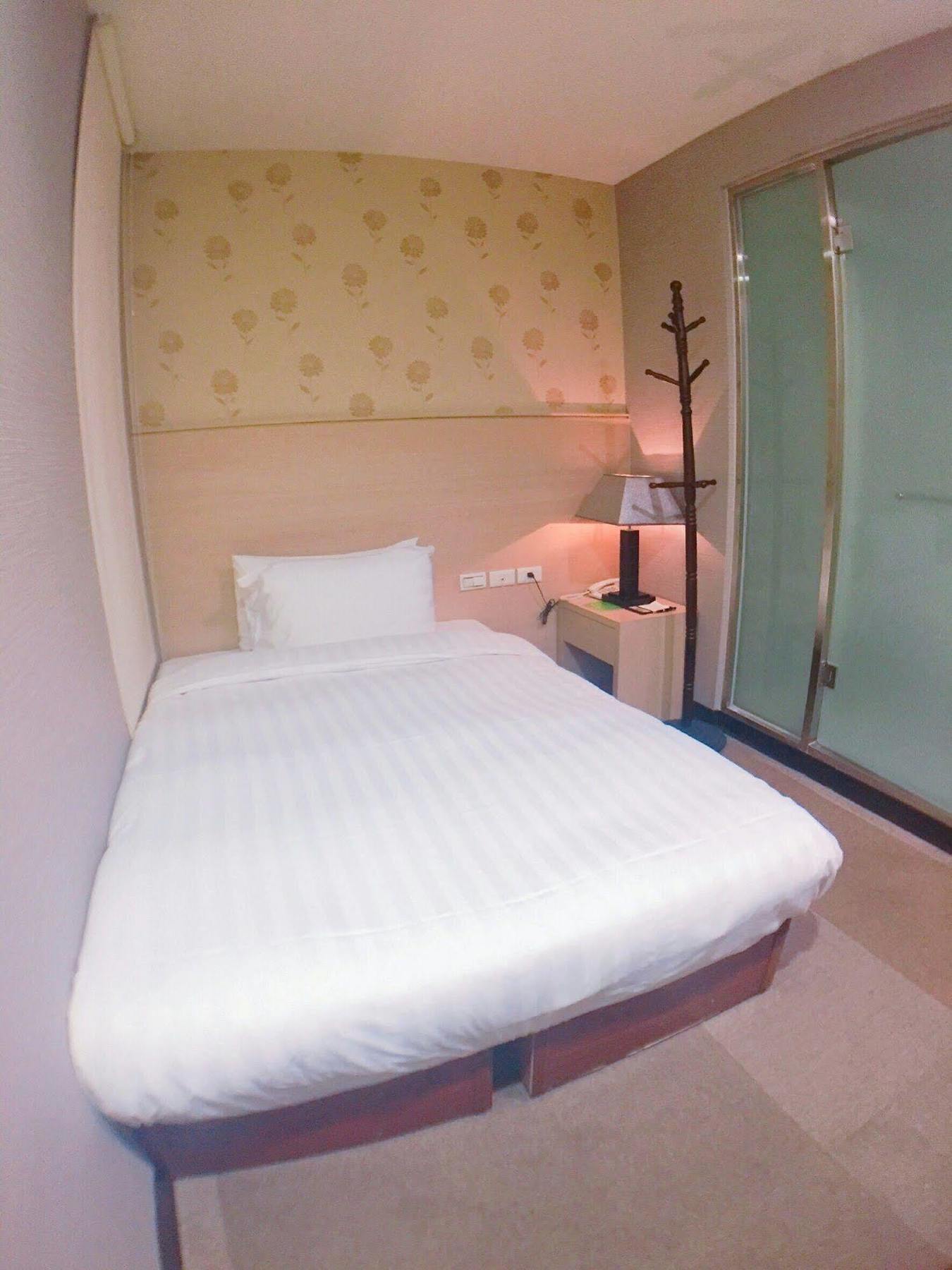 Royal Hotel Taipei Dış mekan fotoğraf
